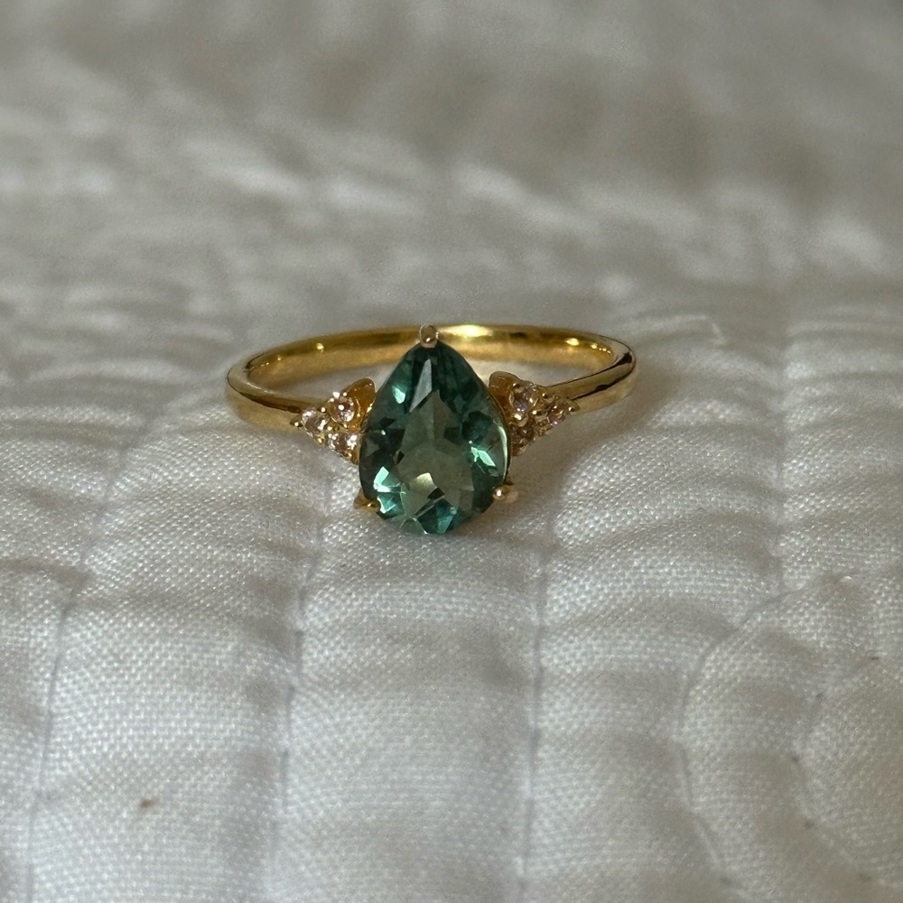 Gold and Green Teardrop Ring